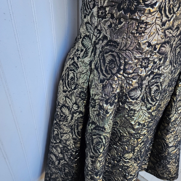 Luxe Carmen Marc Valvo Fit and Flare Dress Women's 4 Gold Black Sheer Jacquard - Picture 11 of 16